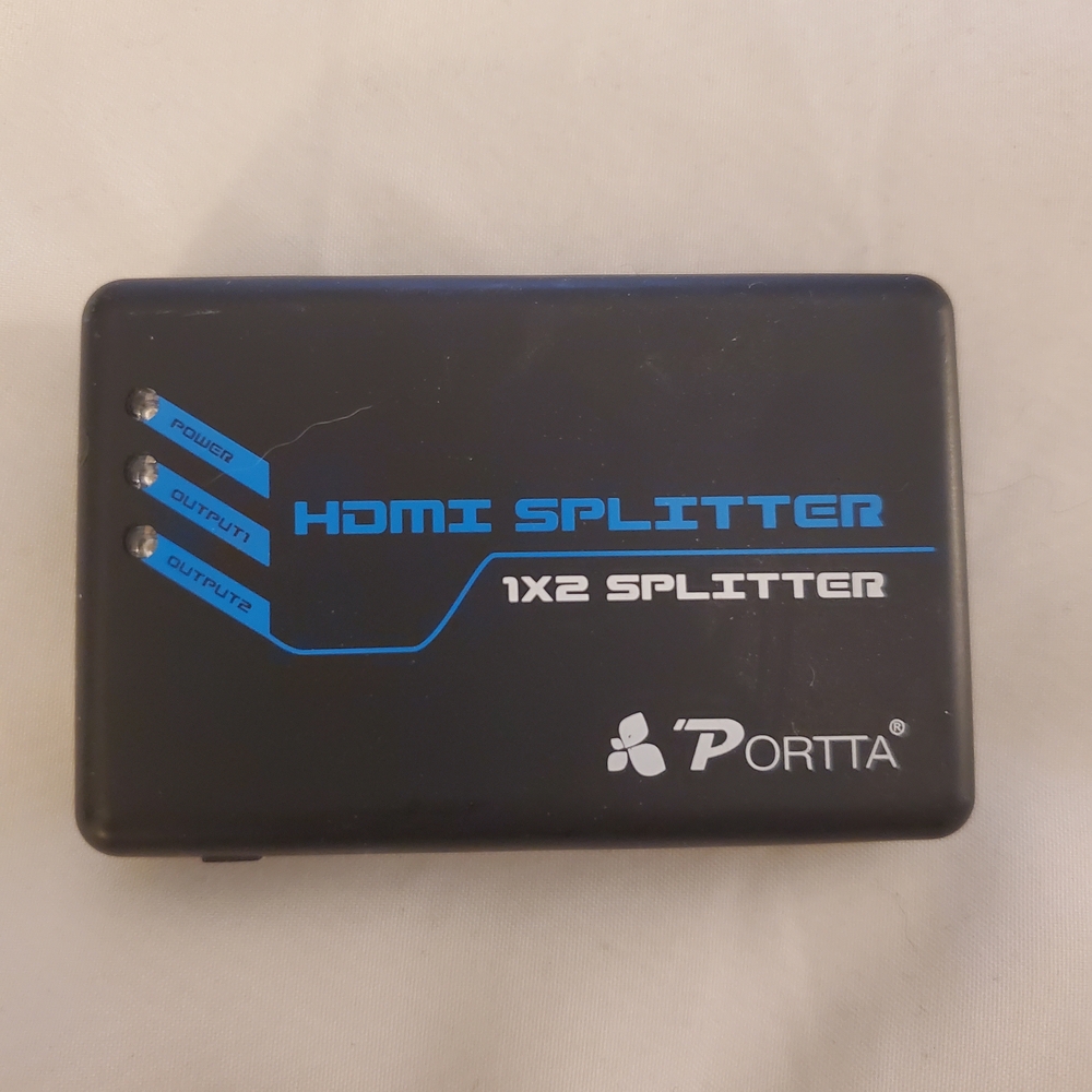 Black HDMI Splitter 1x2